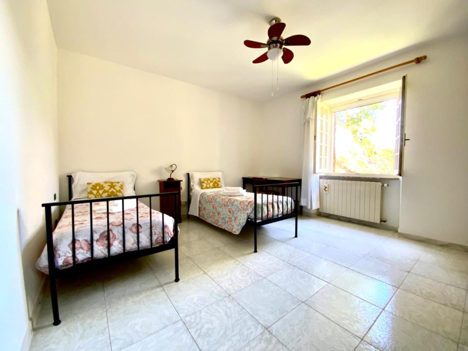 Aragoniteazzurra Casa Vacanza กอนเนซา ภายนอก รูปภาพ