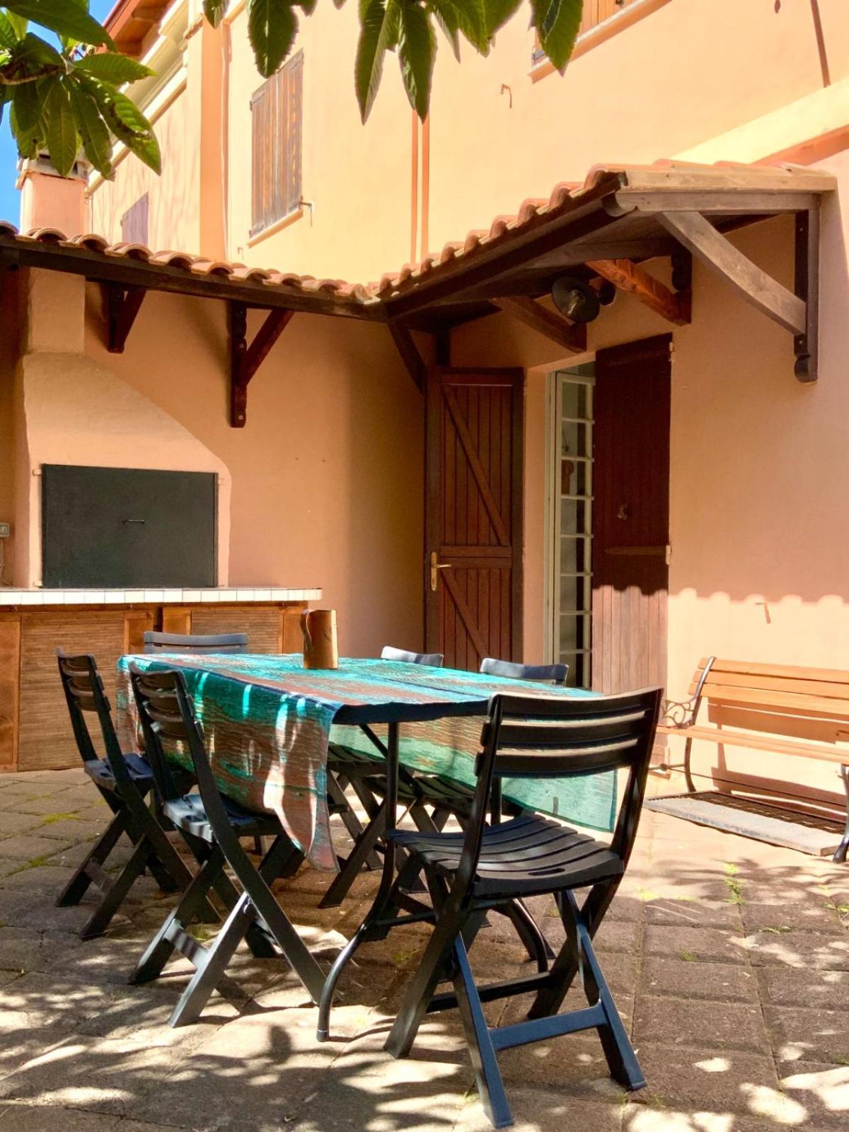 Aragoniteazzurra Casa Vacanza กอนเนซา ภายนอก รูปภาพ