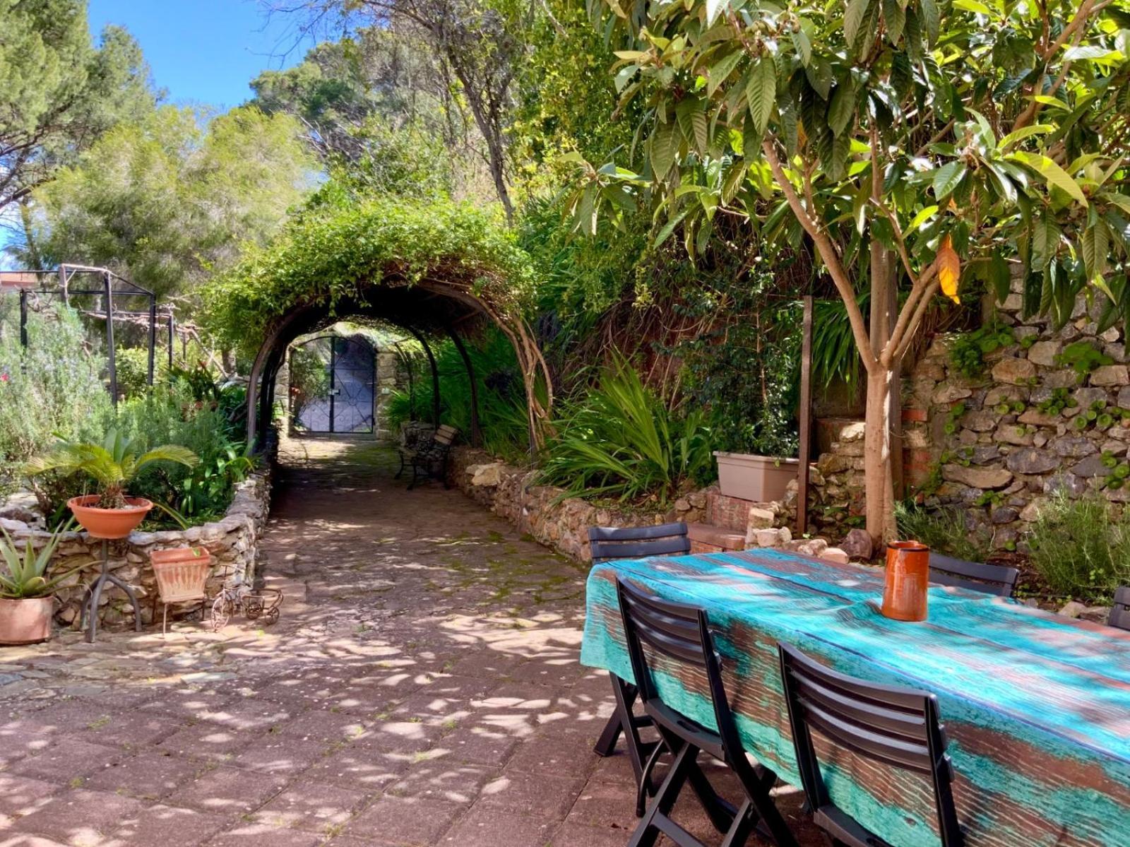Aragoniteazzurra Casa Vacanza กอนเนซา ภายนอก รูปภาพ